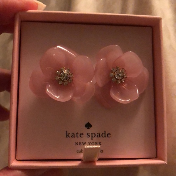 Kate Spade earrings 🌸 - Picture 2 of 5